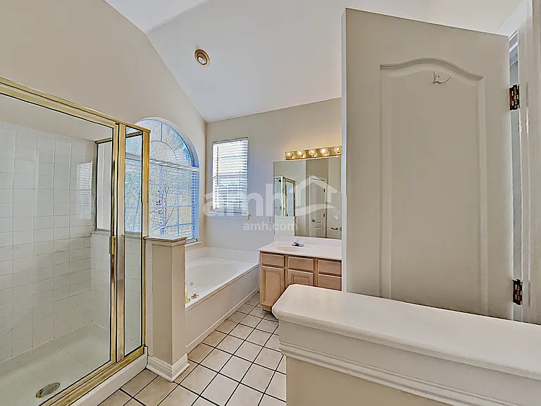 622 Creekfront Dr — Photo 13