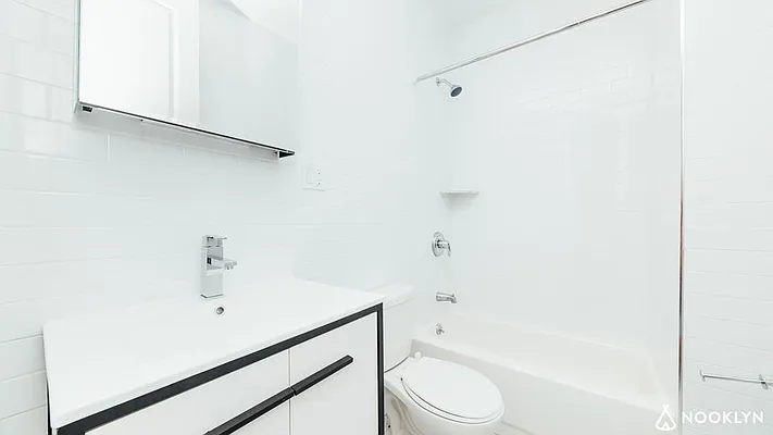 Rented by Nooklyn NYC LLC | media 17