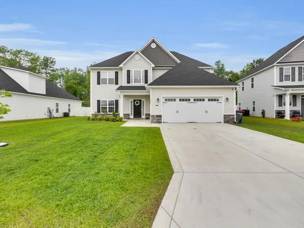 630 Indigo Johnston Dr, Jacksonville, NC 28546
