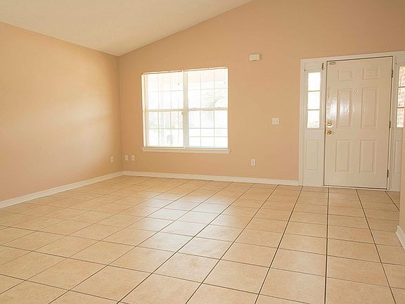 3rd image of 9554 Parker Place Dr