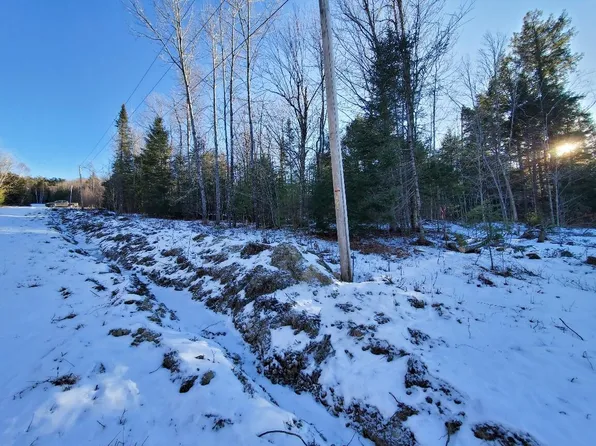 49 Birch Lane, Lincoln, ME 04457