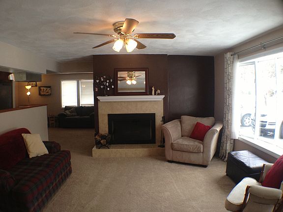 Entry living room