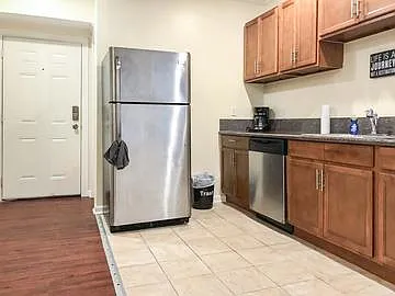 1 bed, $1,350 — Photo 3