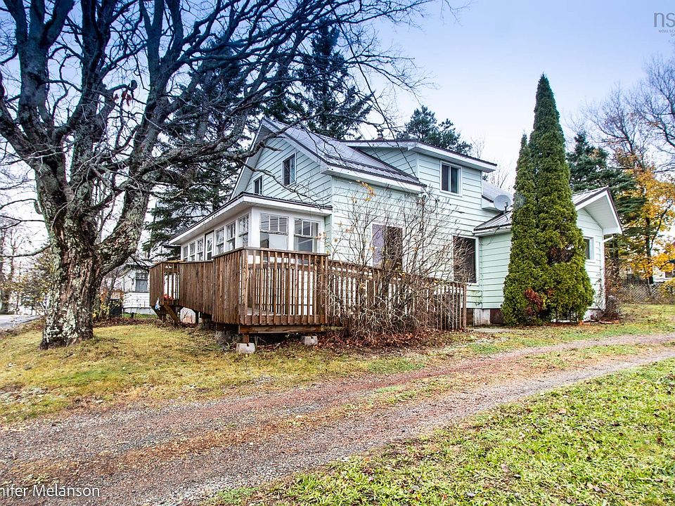 66 Mechanic St, Springhill, NS B0M 1X0 MLS 202226184 Zillow