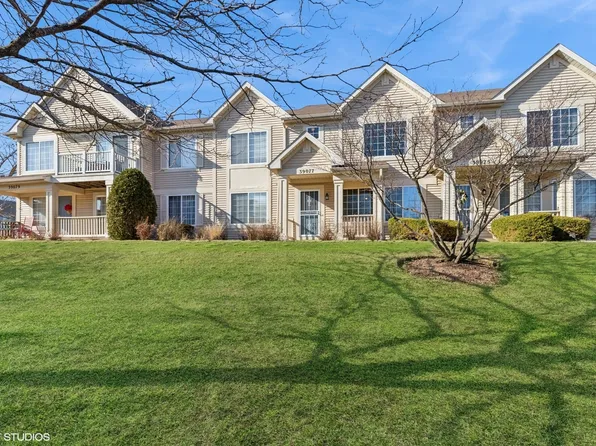 39077 N Aberdeen Ln, Beach Park, IL 60083