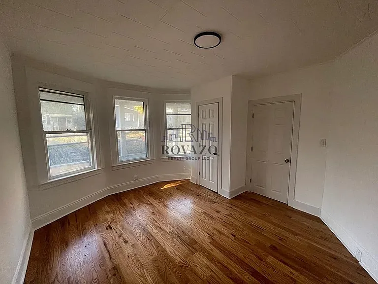 1419-1420 Hiawatha Ave #1 — Photo 4