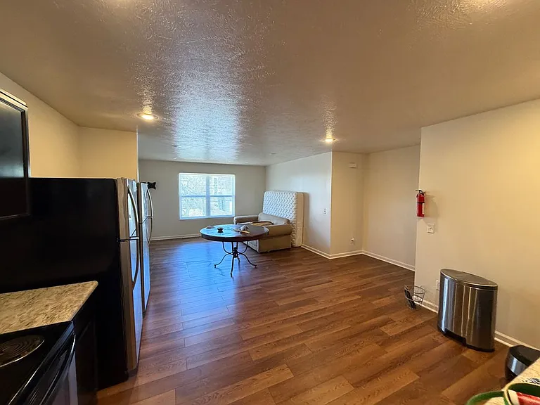 1203 Euclid Ave — Photo 6
