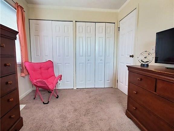 3rd image of 1720 Fernmont Dr