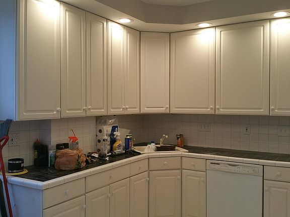 4th image of 5658 Prosser Ave