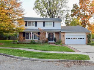 620 Dunbar Ct, East Lansing, MI