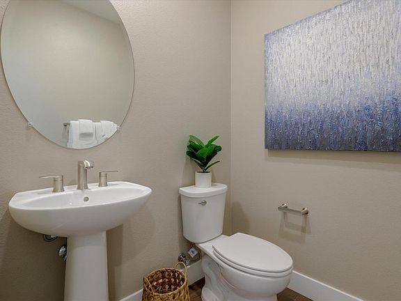 5th image of 111 Scarlett Way