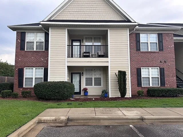 3 bed, 1536 sqft, $1,575 — Photo 2