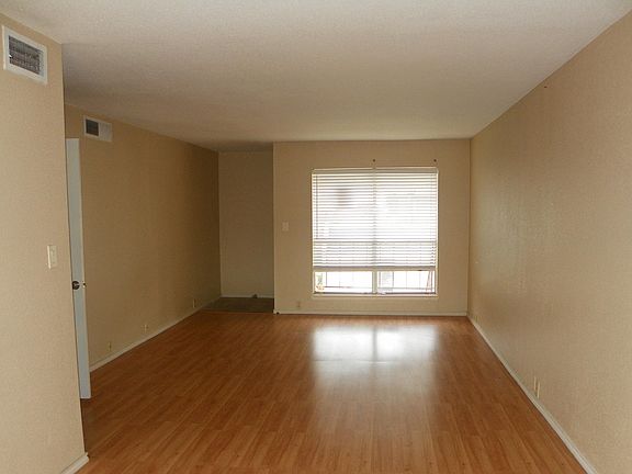 4th image of 3303 W Greenridge Dr APT 46