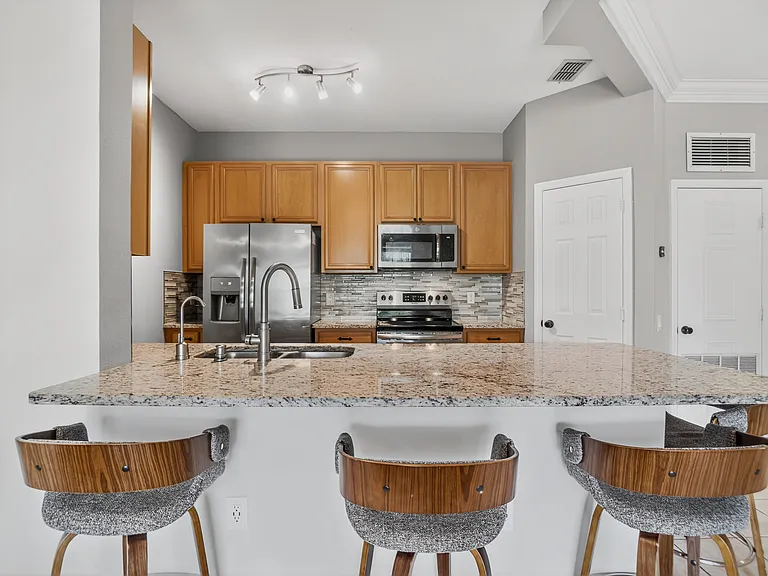 6166 Stevenson Dr #309 — Photo 7