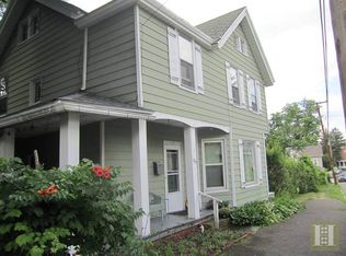 215 Main St, Catskill, NY 12414