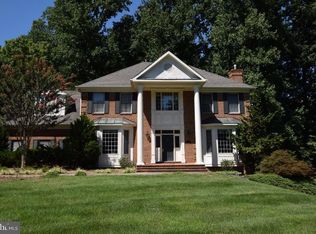 8010 Byrnwood Ct, Mc Lean, VA 22102