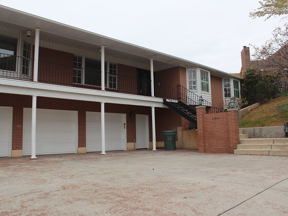 1st image of 2841 E Oak Brook Cir