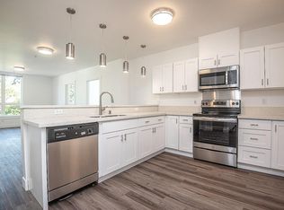 3108 NE 145th St #206, Seattle, WA 98155