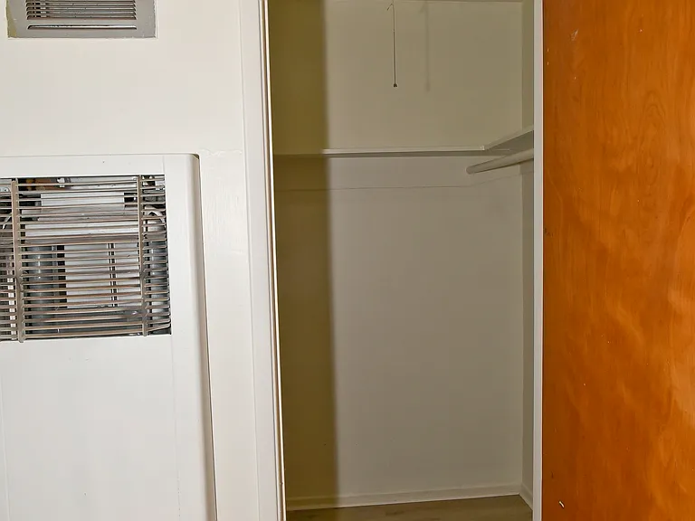 8167 Mountain View Ave #E — Photo 4