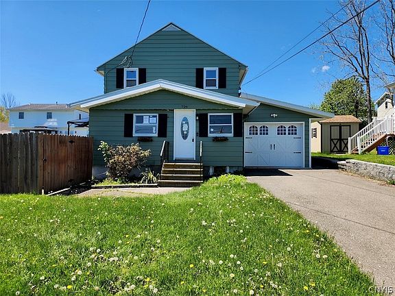 2nd image of 729 Milan Ave