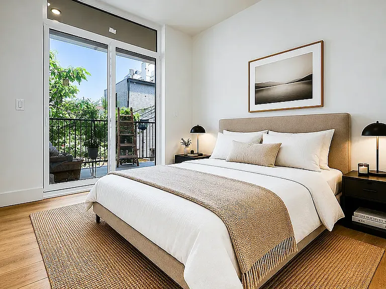 418 Lorimer St #3B — Photo 8