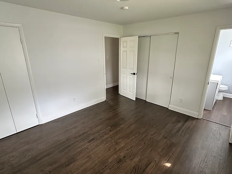 1215 Willow View Dr — Photo 6