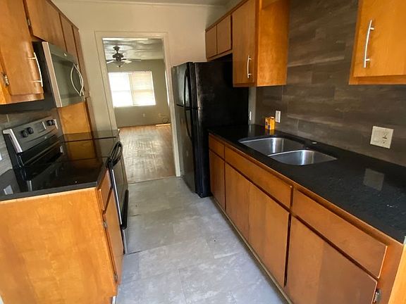 3rd image of 2500 Dodson Ave Unit 4