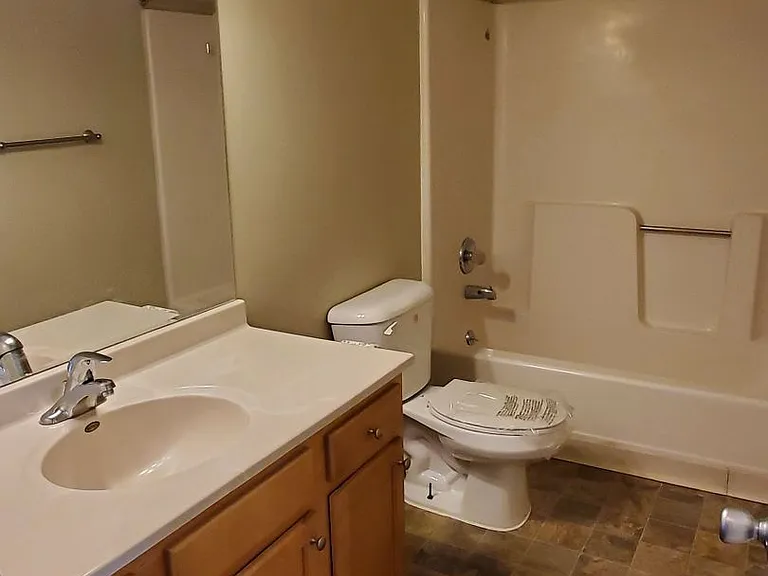Candlewood Apartment Homes — Photo 19