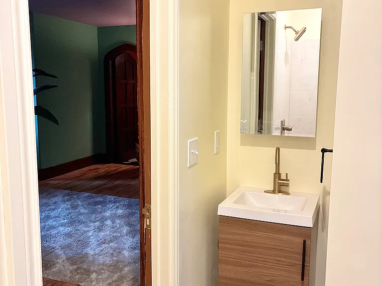190 Bryant St #1 — Photo 8