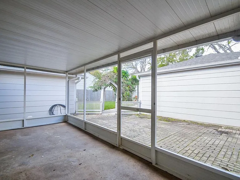 13814 Lynnwood Ln — Photo 23