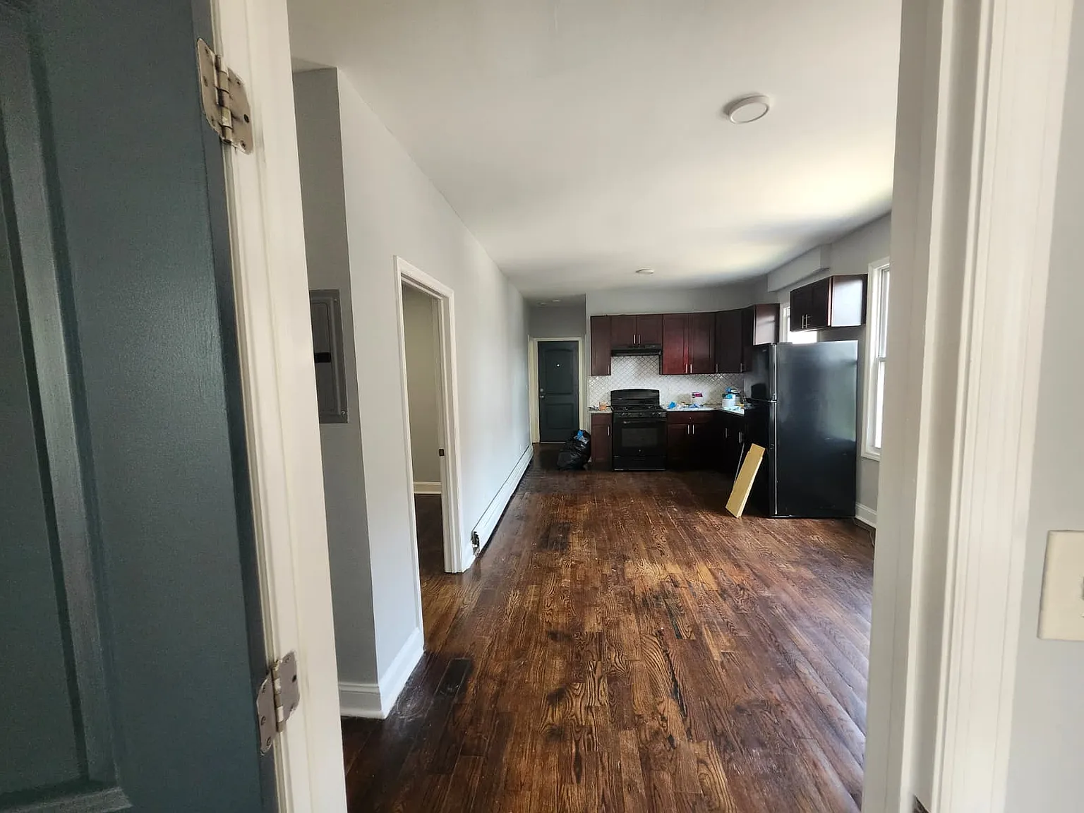 8 William St — Photo 3