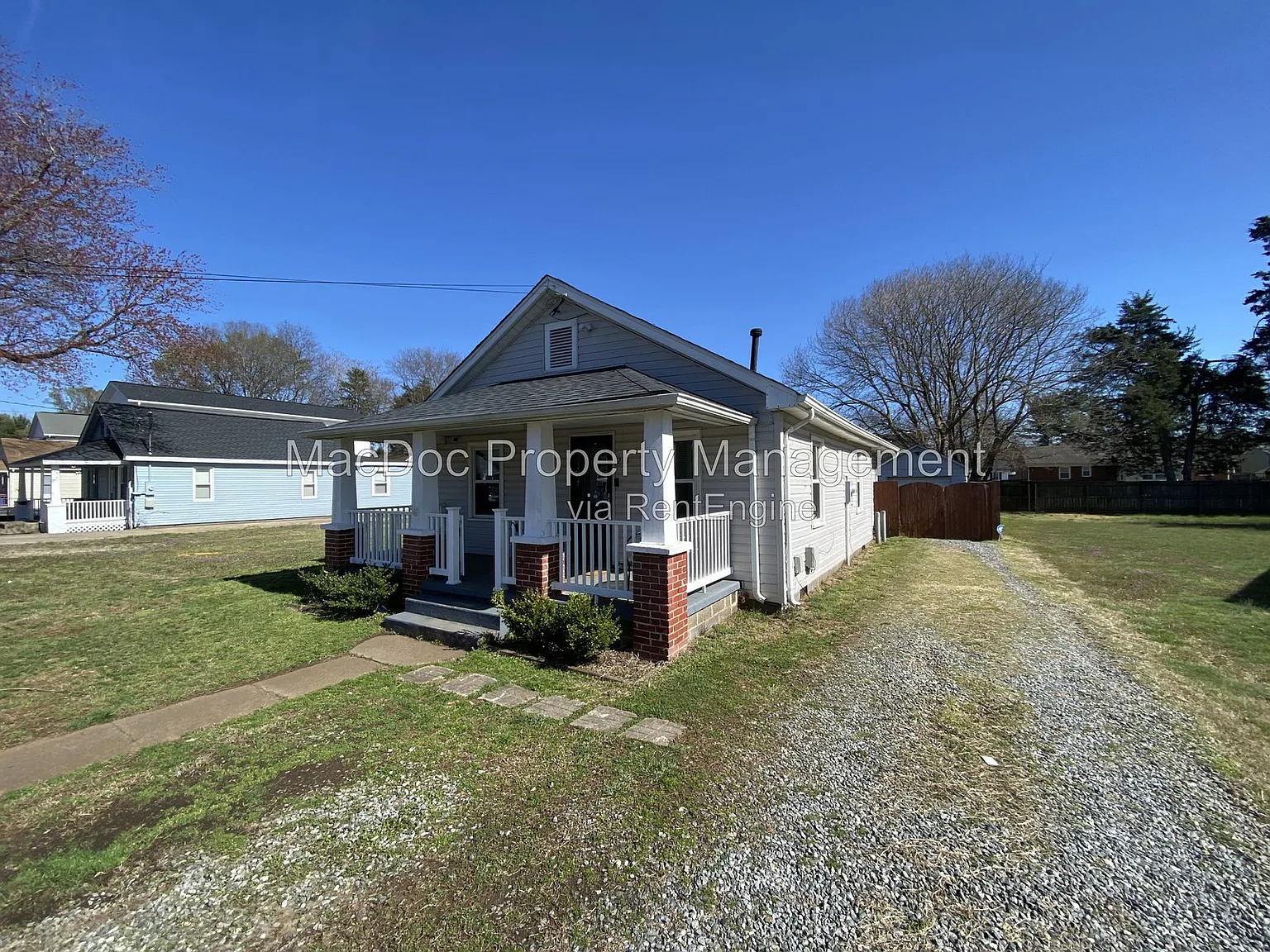 2 bed, 2.0 bath, $1,995 — Photo 2