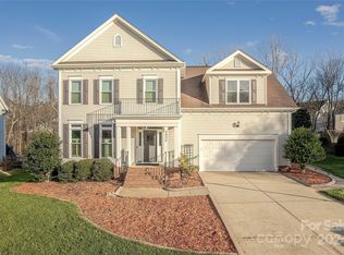 6906 Red Maple Dr, Charlotte, NC 28277