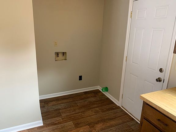 4th image of 701 Maple Ave APT 8