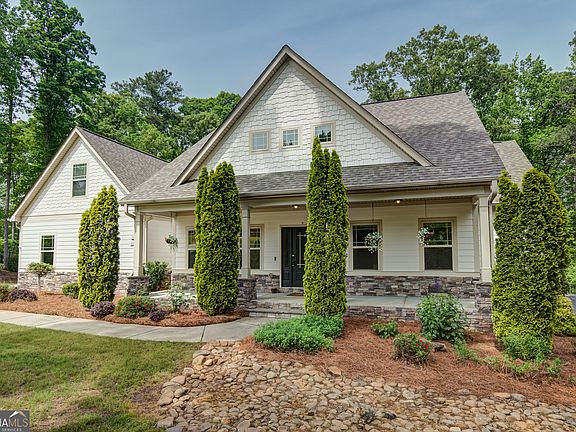 2nd image of 105 Laurel Forest Dr