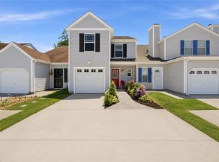5548 Maple Cluster Ct, Virginia Beach, VA 23462