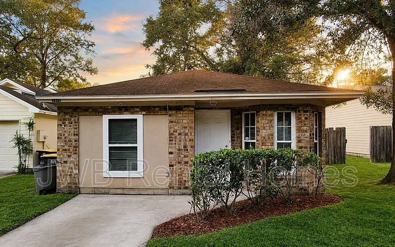 1406 Ellis Trace Dr W — Photo 1