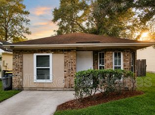 1406 Ellis Trace Dr W, Jacksonville, FL 32205