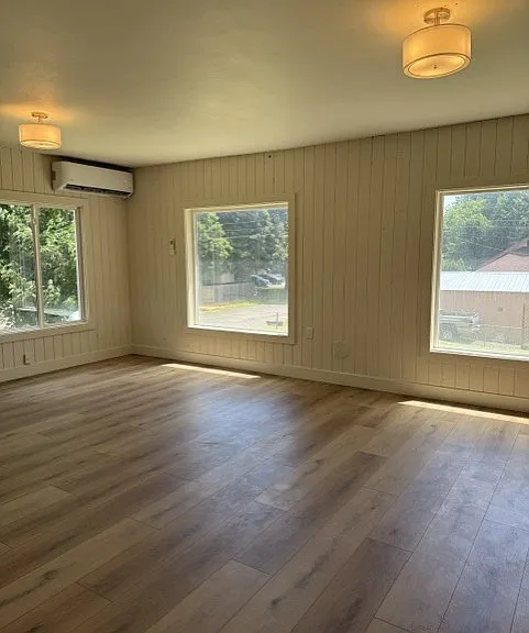 611 N Front St — Photo 3
