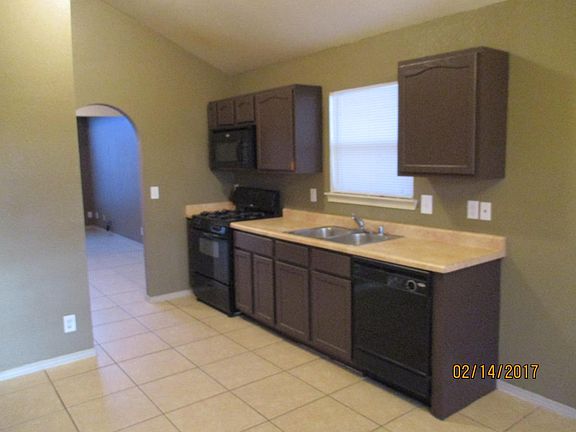 3rd image of 4117 Tierra Bronce Dr