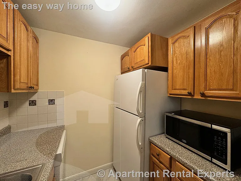 80 Highland Ave #202 — Photo 5