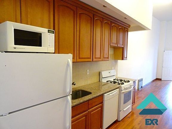 2nd image of 239 Troutman St #L2