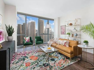 845 W Washington Blvd, Chicago, IL 60607