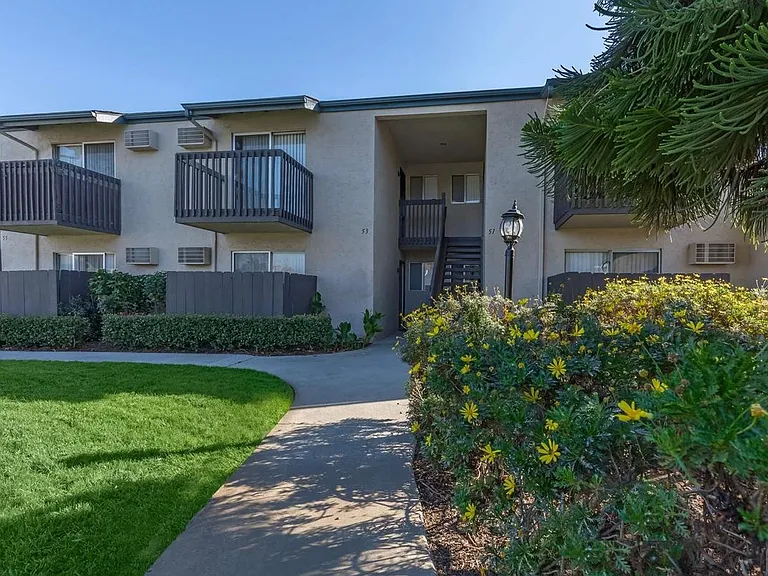 The Pines Apartments — Photo 11