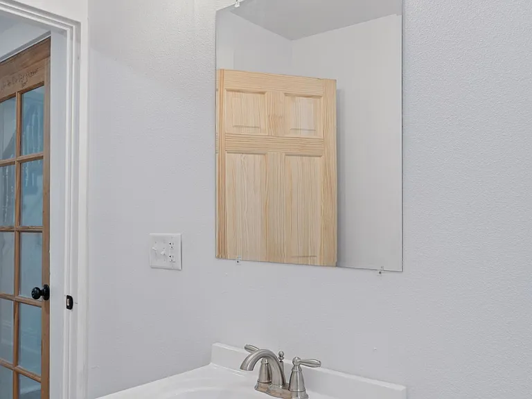 151 Ruxton Ave #B — Photo 18