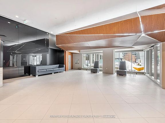 2nd image of 75 Queens Wharf Rd #3810