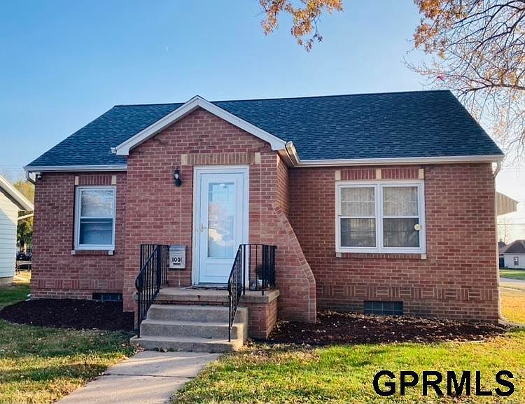 1001 Bell St Beatrice NE 68310 Zillow