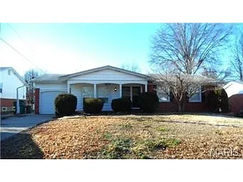 2733 Aberdeen Dr photo 1