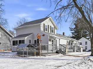 405 Pine St, New London, WI 54961
