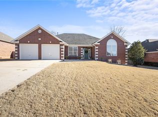 3705 SW Grey Hawk Dr, Bentonville, AR 72713